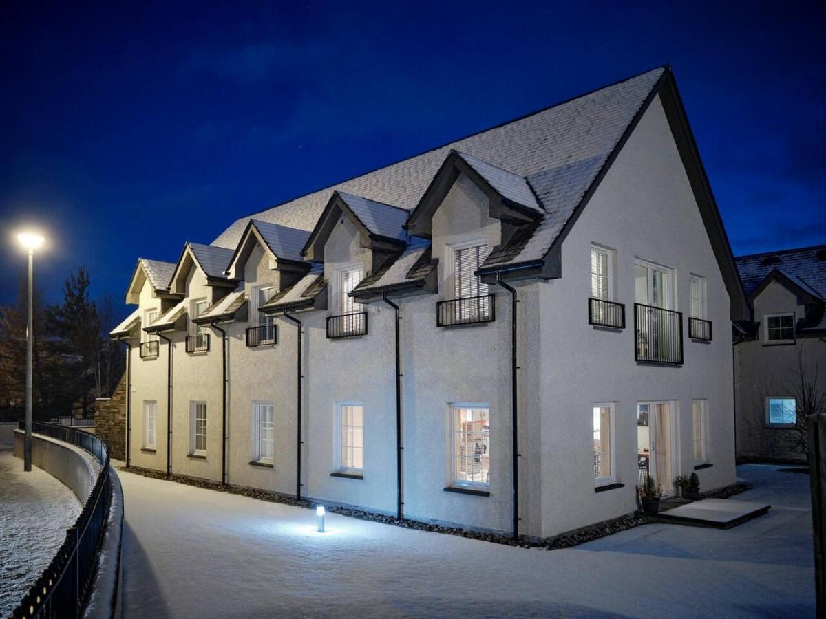 The Steadings, Aviemore Luxury 5 Star Rated 3 Bed With Home Cinema Garden And Parking Bagian luar foto
