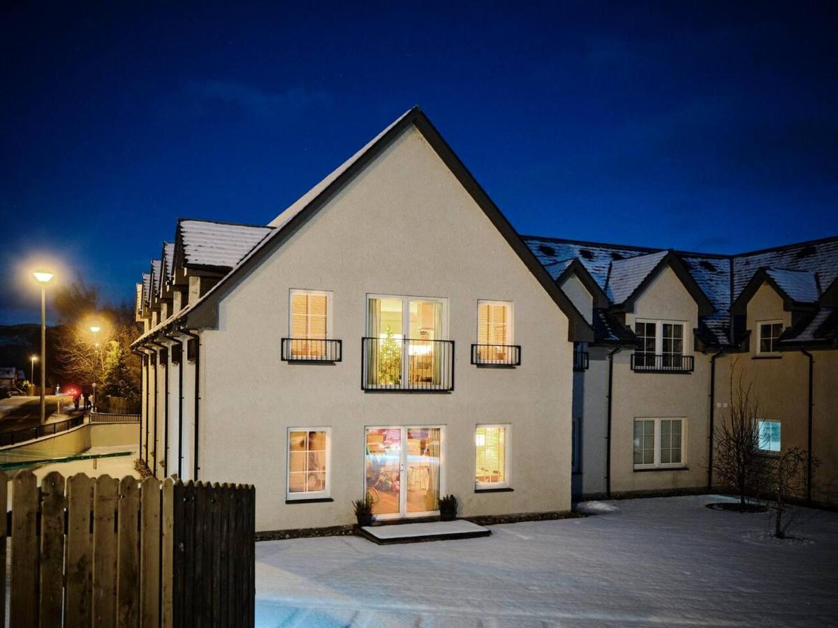 The Steadings, Aviemore Luxury 5 Star Rated 3 Bed With Home Cinema Garden And Parking Bagian luar foto