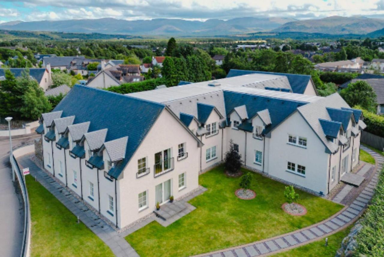 The Steadings, Aviemore Luxury 5 Star Rated 3 Bed With Home Cinema Garden And Parking Bagian luar foto